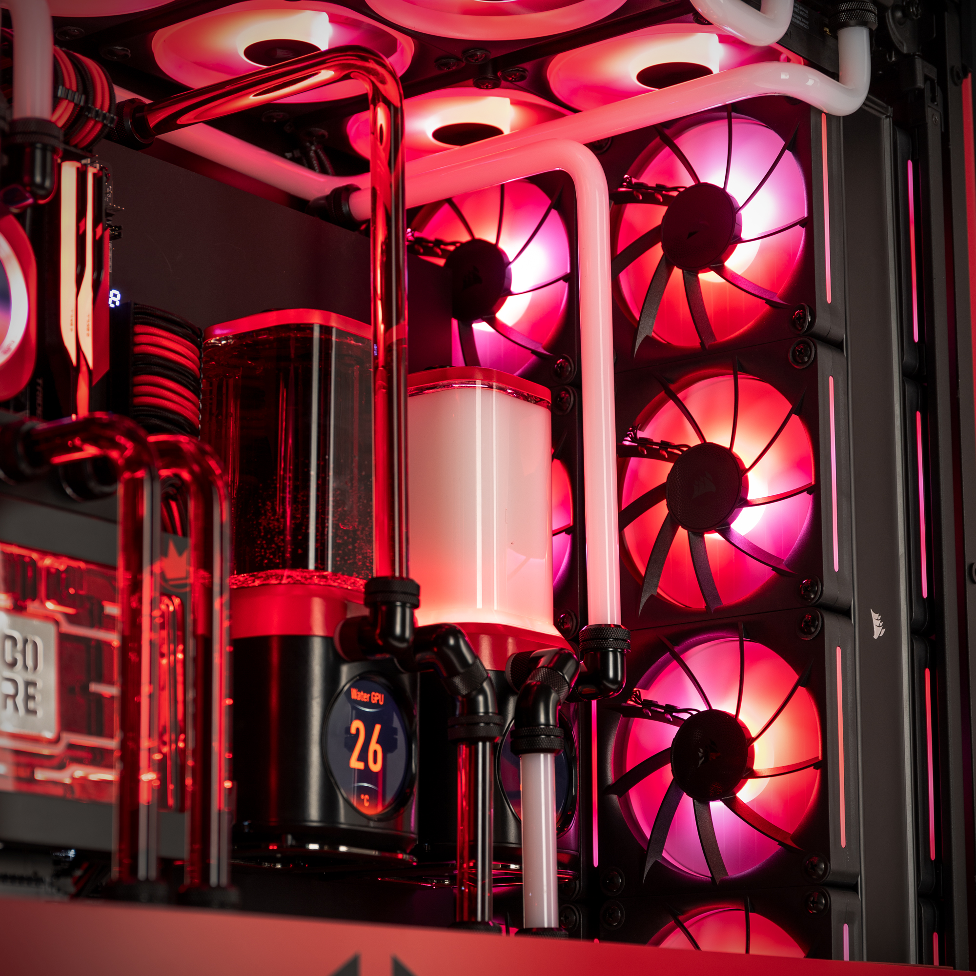 Twilight Ronin Custom-Gaming-PC mit japanisch inspiriertem Design
