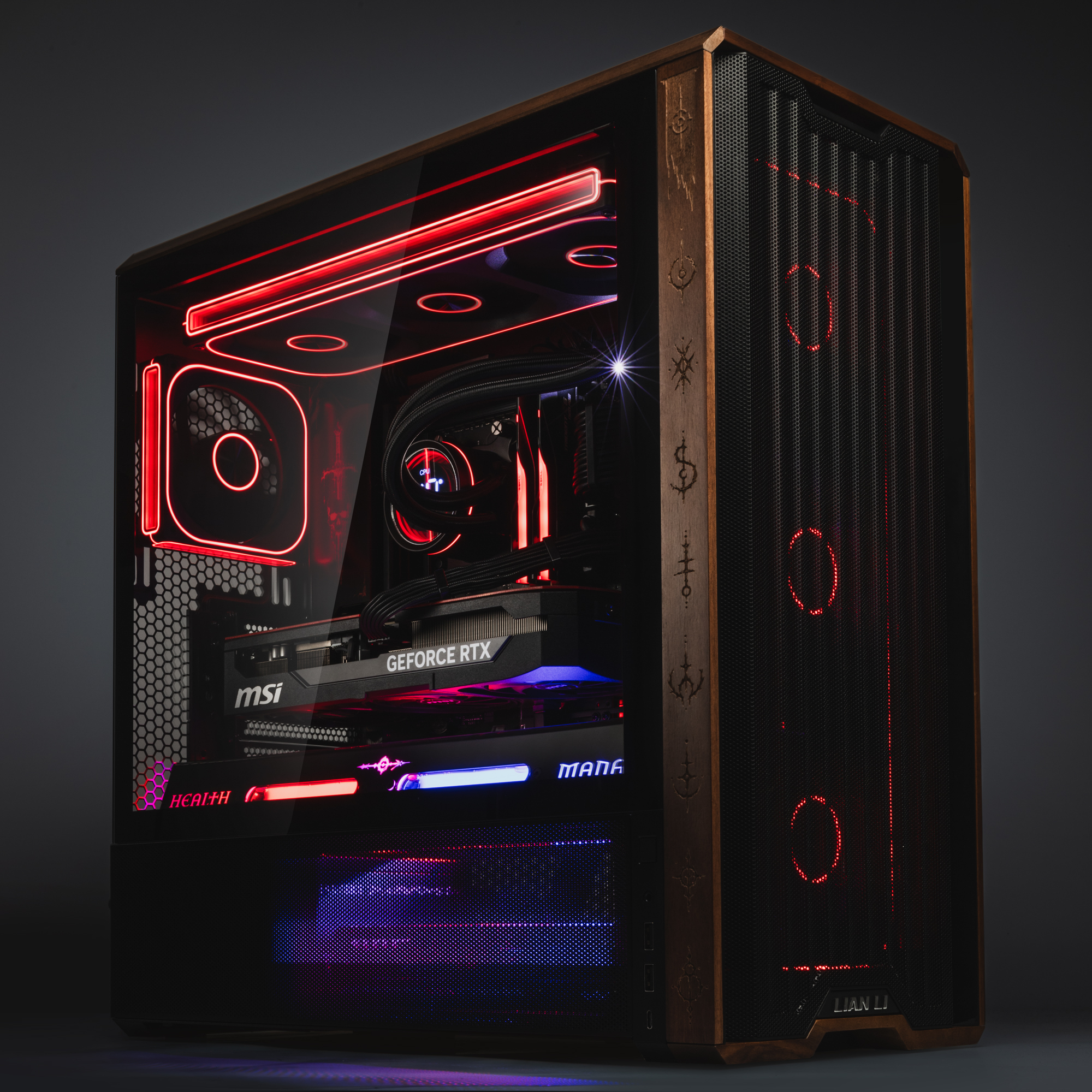 Custom-PC DuskForge von außen